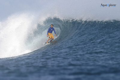 viajes de surf a Maldivas